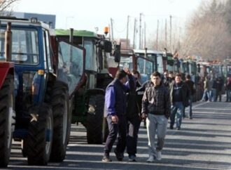 Κλιμακώνουν μέχρις εσχάτων τις κινητοποιήσεις τους οι αγρότες