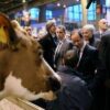 Αγρότες γιουχάρισαν τον Γάλλο πρόεδρο Ολάντ