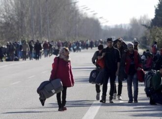 Πρόσφυγας αποπειράθηκε να αυτοπυρποληθεί γιατί την χώρισαν από τα παιδιά της