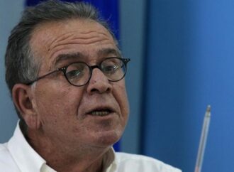 Μουζάλας: Ανοιχτού τύπου και φρουρούμενα τα στρατόπεδα σε Σίνδο και Σχιστό-Δεν γίνεται δουλειά, λέει ο Αδωνις