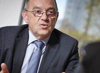 Προσέφερα συνεργασία λέει τωρα ο  Μπόργιανς