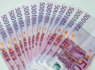 Φακέλωμα για όσους κατέχουν 500ευρα