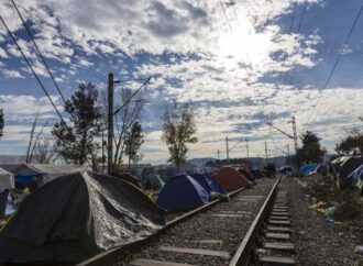 Καθιστική διαμαρτυρία στην Ειδομένη