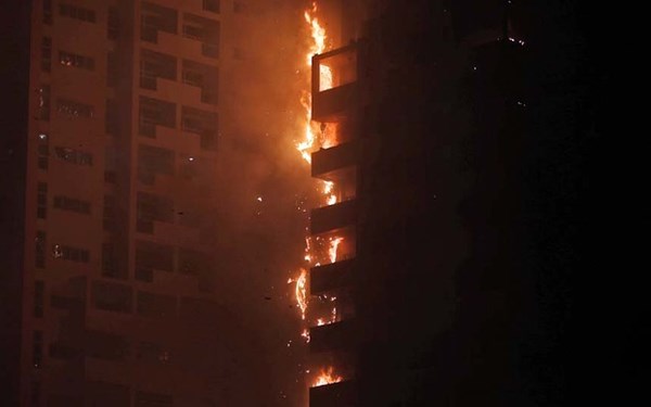  Skyscrapper Fire