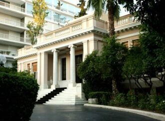 Σύσταση κυβερνητικού συμβουλίου προσφυγικής πολιτικής
