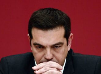 Τη βοήθεια του ΝΑΤΟ και της Μέρκελ ζητά πάλι ο Τσίπρας