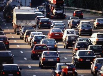 Νέες αυξήσεις στα καύσιμα εξετάζει το υπουργείο