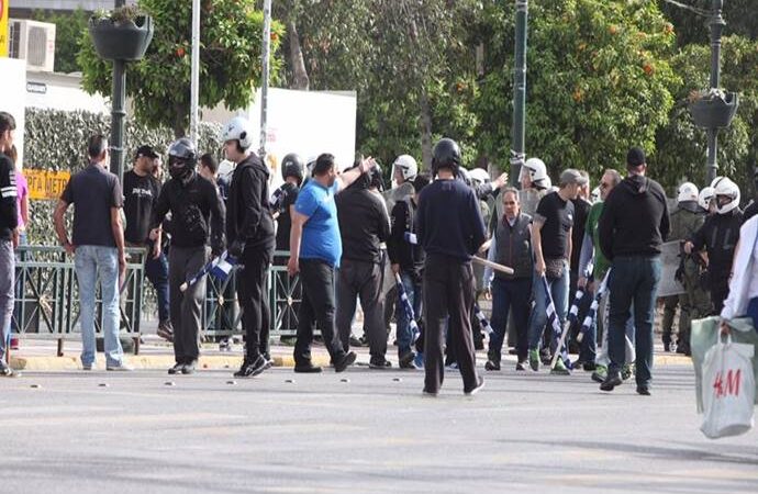 ΣΥΡΙΖΑ προς Τόσκα να… εκδημοκρατήσει τα σώματα ασφαλείας