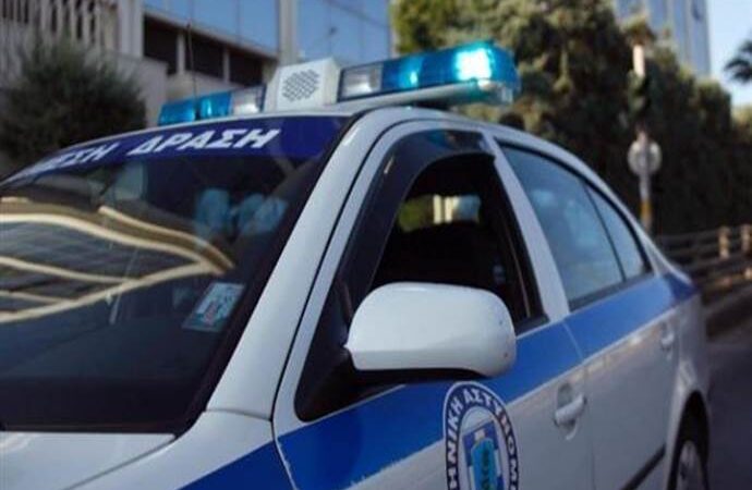 Μαχαίρωσε τη σύζυγό του και μετά αυτοκτόνησε