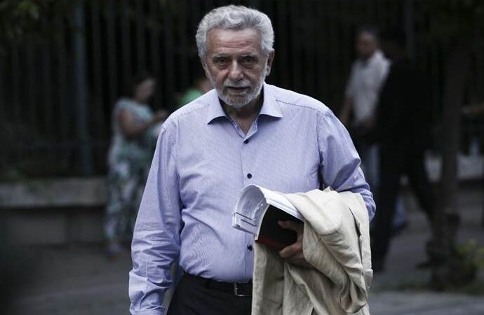 Δρίτσας: Δεν είμαι στόχος εγώ, αλλά η κυβέρνηση