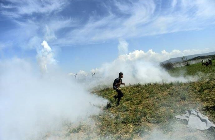 «Πόλεμος» στην Ειδομένη: Τα επεισόδια, η στάση του Κράτους, τα Σκόπια