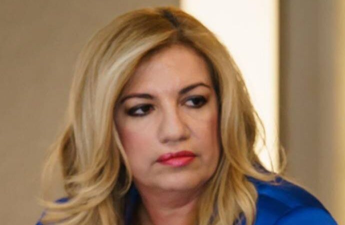 Γεννηματά: Όχι στο ξεπούλημα των δημόσιων συγκοινωνιών