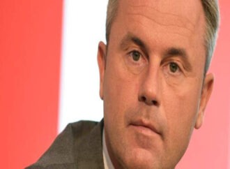 Σοκ. Νίκη της ακροδεξιάς στην Αυστρία