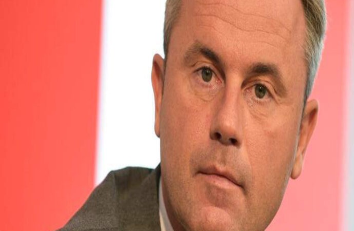 Σοκ. Νίκη της ακροδεξιάς στην Αυστρία