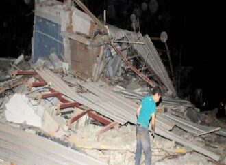 Στους 350 ο αριθμός των νεκρών στον Ισημερινό