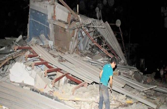 Στους 350 ο αριθμός των νεκρών στον Ισημερινό