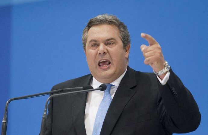 Την παραίτηση Καμμένου ζητάει η ΝΔ μετά απ΄όσα παραδέχθηκε στη Σύρο
