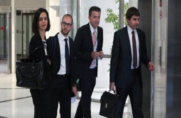 Τα 5 νέα προαπαιτούμενα για τη δόση- Πιέζουν οι Θεσμοί- Ενοχλημένη η κυβέρνηση