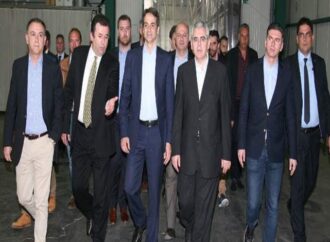 Επίσκεψη Μητσοτάκη στο Πανεπιστημιακό Νοσοκομείο Λάρισας