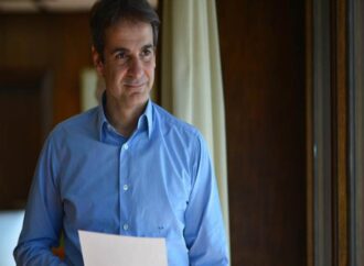 Μητσοτάκης: Ο Τσίπρας θέλει απλή αναλογική για να εμποδίσει τη ΝΔ να κυβερνήσει