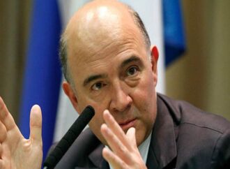 Μοσκοβισί για πολυεθνικές: Να πληρώνουν φόρους όπου βγάζουν κέρδη