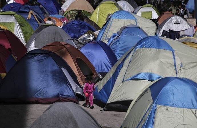 Προαναγγέλλουν αποσυμφόρηση Πειραιά μέχρι το Πάσχα