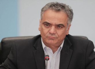 Σκουρλέτης: Το κίνημα «Παραιτηθείτε» έχει το σπέρμα μιας αντιδημοκρατικής & ακροδεξιάς λογικής