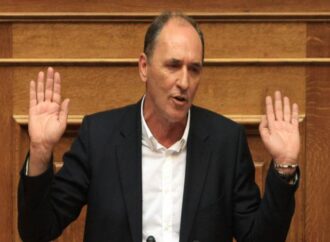 Άφωνοι οι πάντες από το “πόθεν έσχες” του Σταθάκη!