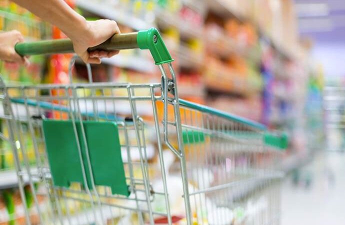 Όλοι θα πληρώσουν την αύξηση ΦΠΑ-Σε ποια προϊόντα αυξάνονται οι τιμές