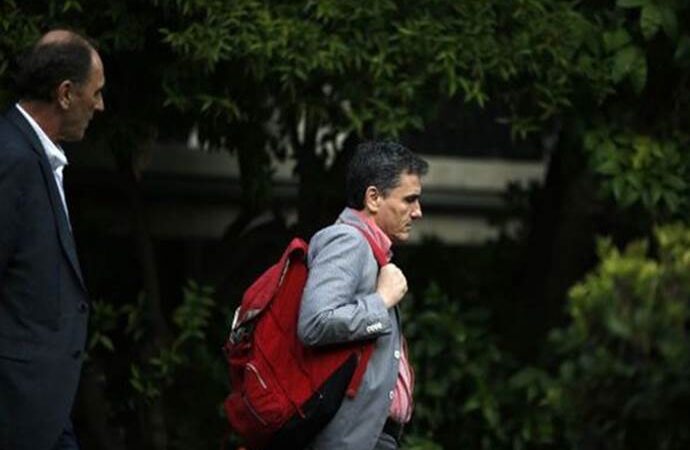 Με non paper η κυβέρνηση παρουσιάζει ως… ευλογία τη φοροκαταιγίδα!!!