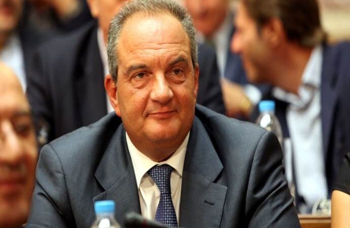 Στους συμπολίτες μας που έχασαν χρήματα, λόγω PSI ανήκει και ο Καραμανλής