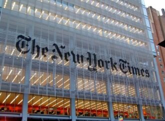 New York Times: Ήλθε η ώρα να μπει τέλος στην τραγωδία του ελληνικού χρέους
