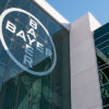 Προσφορά “μαμούθ” 62 δισ. δολαρίων από Bayer για εξαγορά της Monsanto