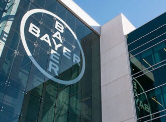 Προσφορά “μαμούθ” 62 δισ. δολαρίων από Bayer για εξαγορά της Monsanto