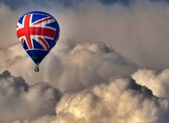 Βρετανία: Μεγαλώνει η διαφορά κατά του Brexit