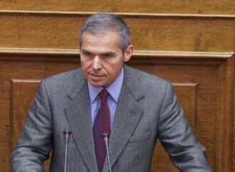 Εξηγήσεις από Καμμένο ζητά ο Δαβάκης