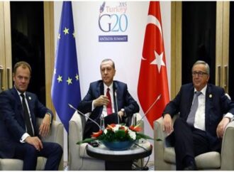 Υπάρχει «Plan B»  αν αποτύχει η συμφωνία ΕΕ-Τουρκίας που προβλέπει να κρατήσει τους μετανάστες η Ελλάδα και να πάρει τα 6 δις ευρώ που θα πήγαιναν στην Τουρκία;
