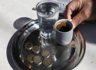 Το χαράτσι στη μπύρα και στον καφέ προκαλεί “σεισμό” στην αγορά