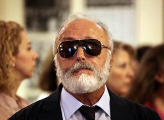 Το πλειοψηφικό σύστημα θέλει να καθιερώσει στη Β’ Αθηνών ο Π. Κουρουμπλής