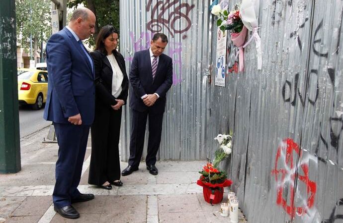 ΝΔ: Φόρος τιμής στα θύματα της Marfin
