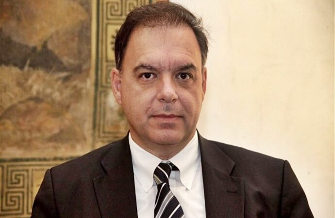 Γραφείο Προϋπολογισμού Βουλής: Απαιτείται εθνικό σχέδιο ανάπτυξης και πολιτική σταθερότητα
