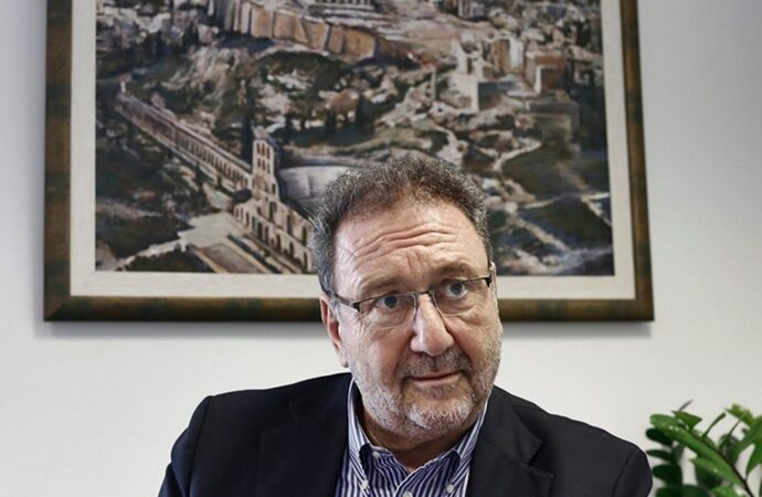 Guardian: Προς πώληση ελληνικά νησιά, ξενοδοχεία και ιστορικές τοποθεσίες