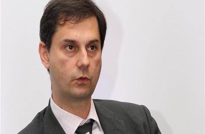 Θεοχάρης: Αυτή θα μείνει στην ιστορία ως η «κυβέρνηση της κοροϊδίας»