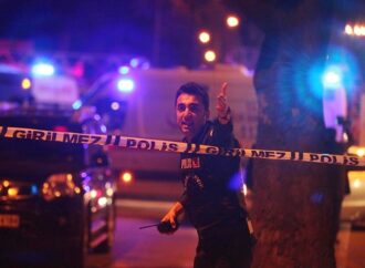 Έκρηξη αυτοσχέδιου μηχανισμού στην Κωνσταντινούπολη – Τέσσερις τραυματίες