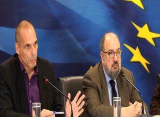 Σκληρή κόντρα Βαρουφάκη-Θεοχαράκη με Στουρνάρα για capital controls