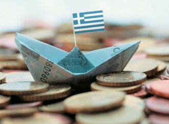 Βύθισαν την Ελλάδα σε μόνιμη λιτότητα- Ο ESM ανησυχεί για τη βιωσιμότητα του χρέους