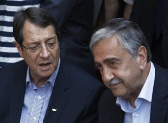 Αναστασιάδης-Ακιντζί: Στόχος η συμφωνία για το Κυπριακό εντός του 2016