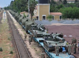 ΤΙ ΕΤΟΙΜΑΖΕΙ Ο ΕΡΝΤΟΓΑΝ: Στέλνει άρματα και στρατό στα σύνορα