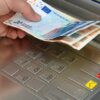 Tα τέσσερα επικρατέστερα σενάρια για τα capital controls