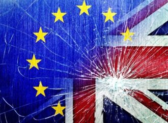 Brexit: Αγώνας δρόμου για τις εκστρατείες – Κερδίζει έδαφος η έξοδος